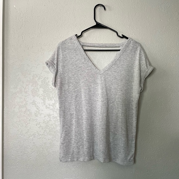 LOFT light gray v neck - Picture 1 of 3